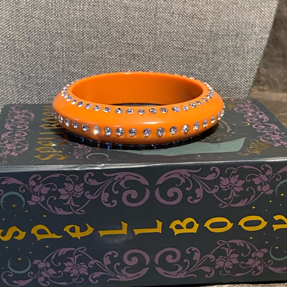 VTG mid century lucite chunky flying saucer bangle,coral orange,ABS rhinestones